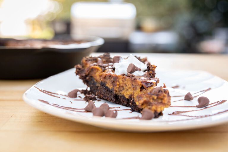 CHOCOLATE PUMPKIN PIE